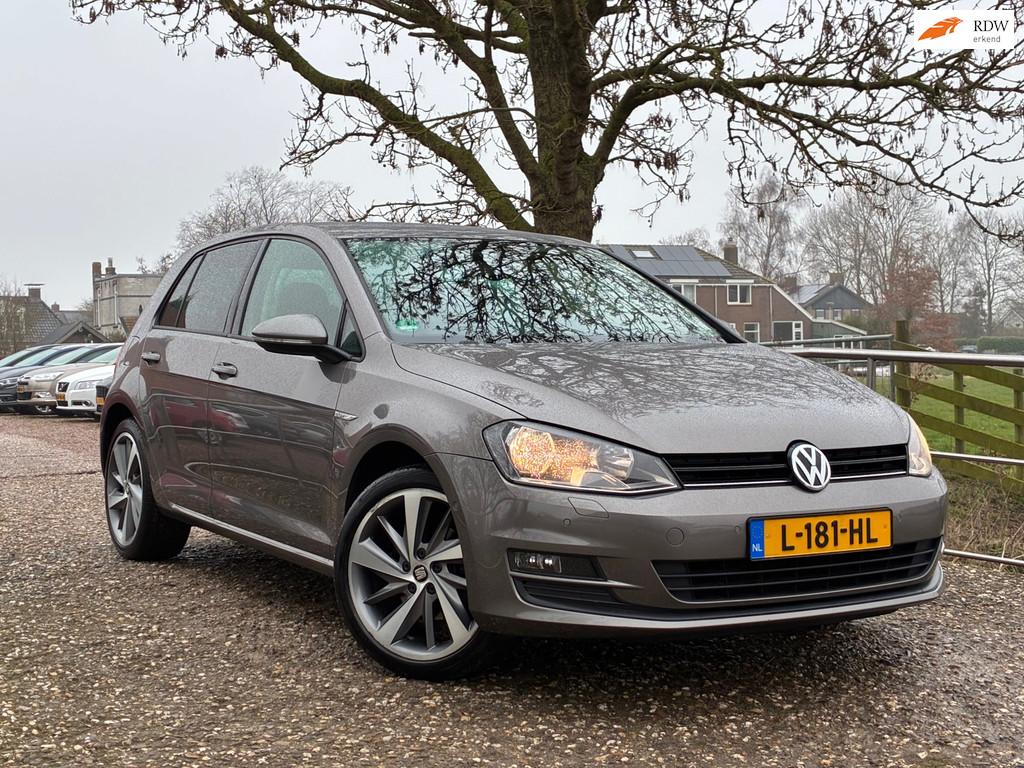 Volkswagen Golf 1.4 TSI CUP Edition | Automaat + Cruise + Cl, Auto's, Gebruikt, 4 cilinders, 630 kg, Golf