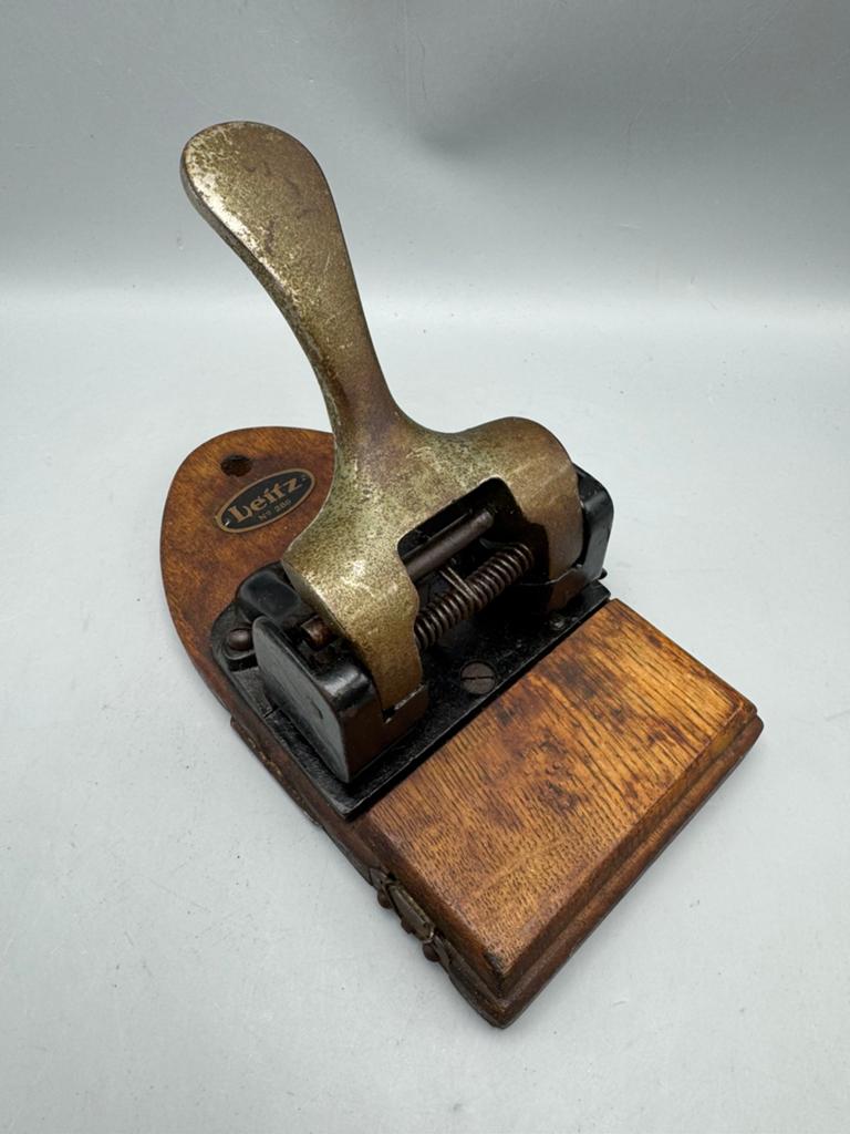 Perforator Rijksministerie van Arbeid WW2, Verzamelen, Militaria | Tweede Wereldoorlog, Z, Z, Overige typen, Overige soorten