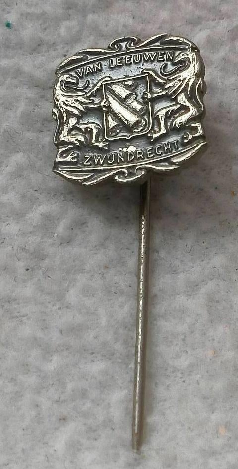 Speldje van Leeuwen Zwijndrecht, Ophalen of Verzenden, Zo goed als nieuw, Merk, Speldje of Pin
