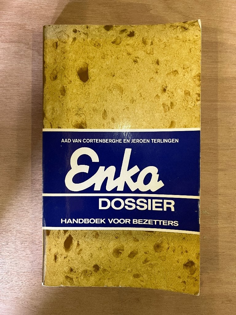 Enka Dossier: Handboek voor Bezetters - Aad van Cortenbergh, Gelezen, Aad van Cortenbergh en Jeroen Terlingen, Ophalen of Verzenden