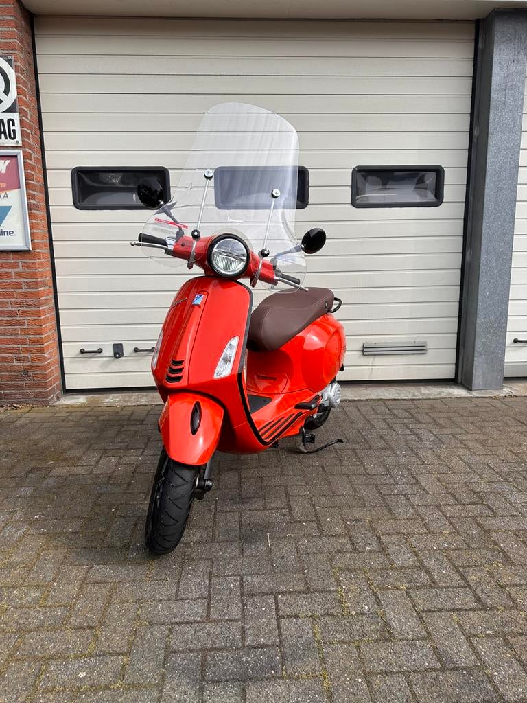 Vespa Primavera 2021 | 25km/u | Garantie, Ophalen, Gebruikt, Overige modellen, Benzine