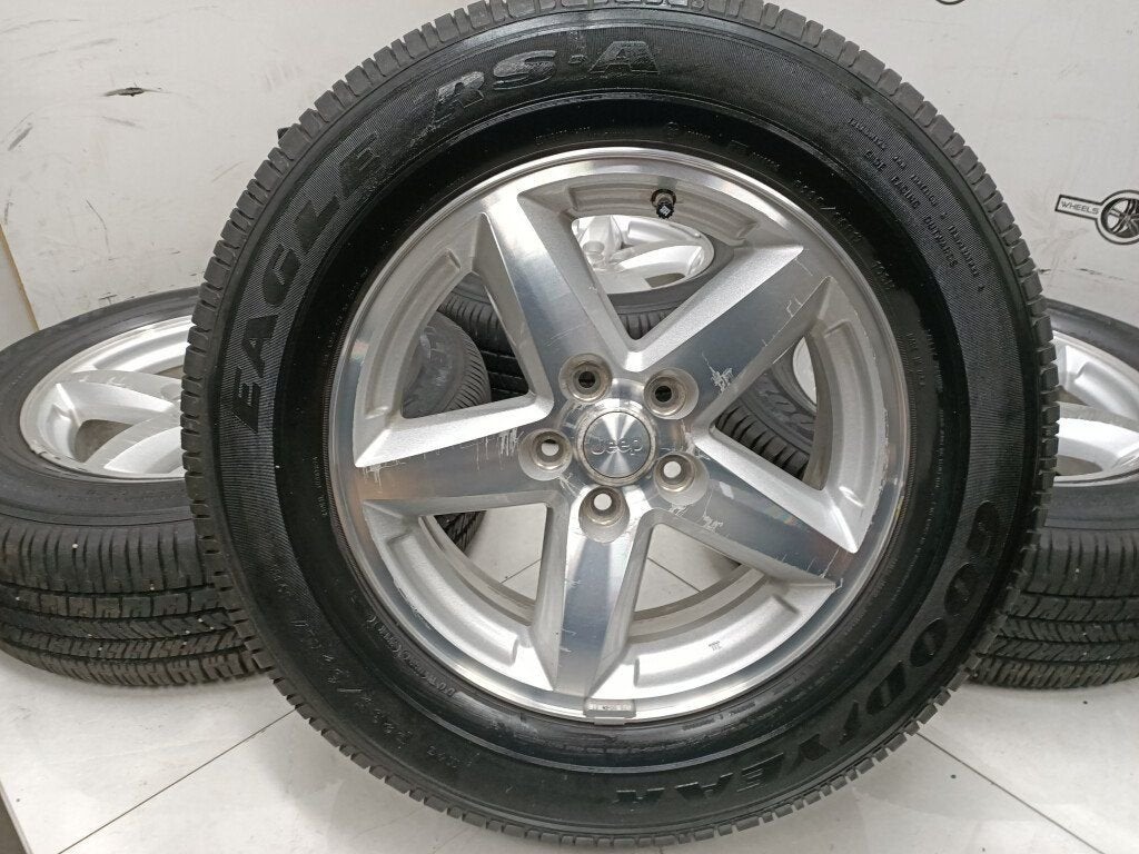 Jeep Liberty Cherokee lichtmetaal velgen 17"inch tpms, Auto-onderdelen, Banden en Velgen, Ophalen, Gebruikt, 17 inch, Banden en Velgen
