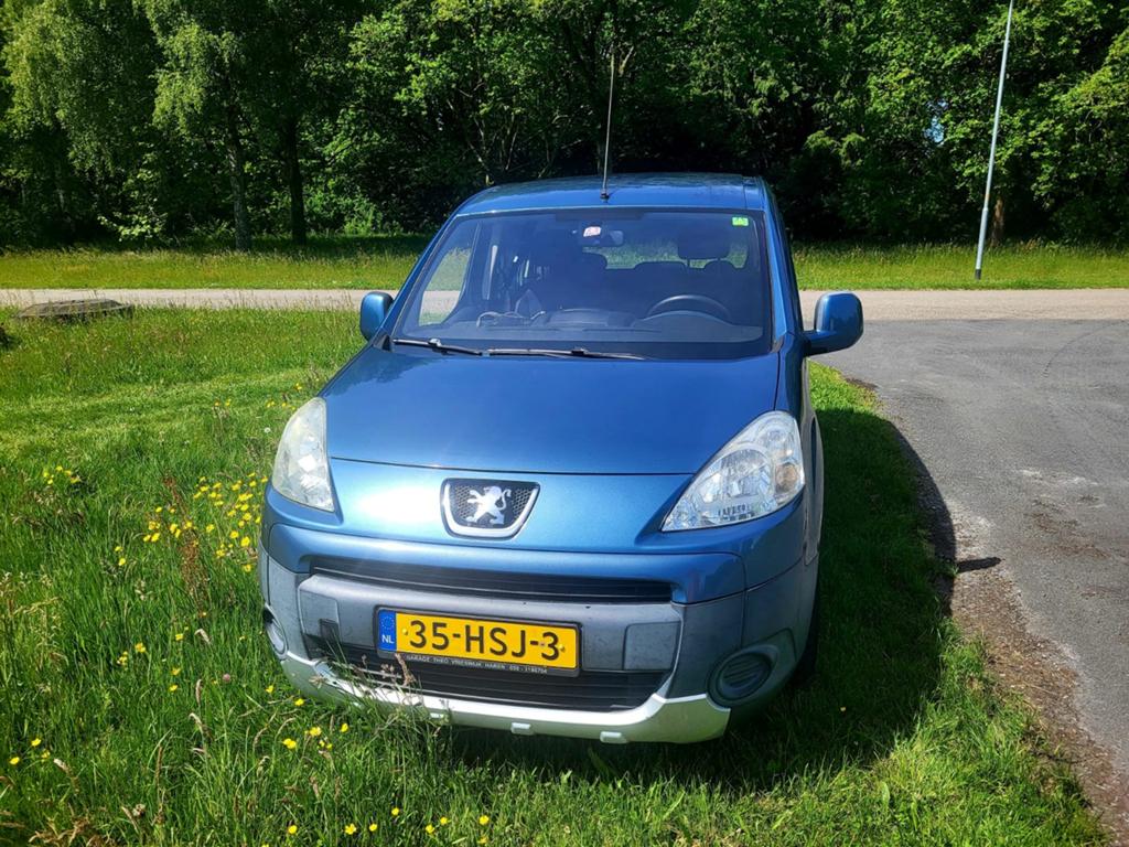 Peugeot Partner 1.6 16V 66KW Tepee 2009 Blauw, Auto's, Voorwielaandrijving, 4 cilinders, Blauw, Origineel Nederlands