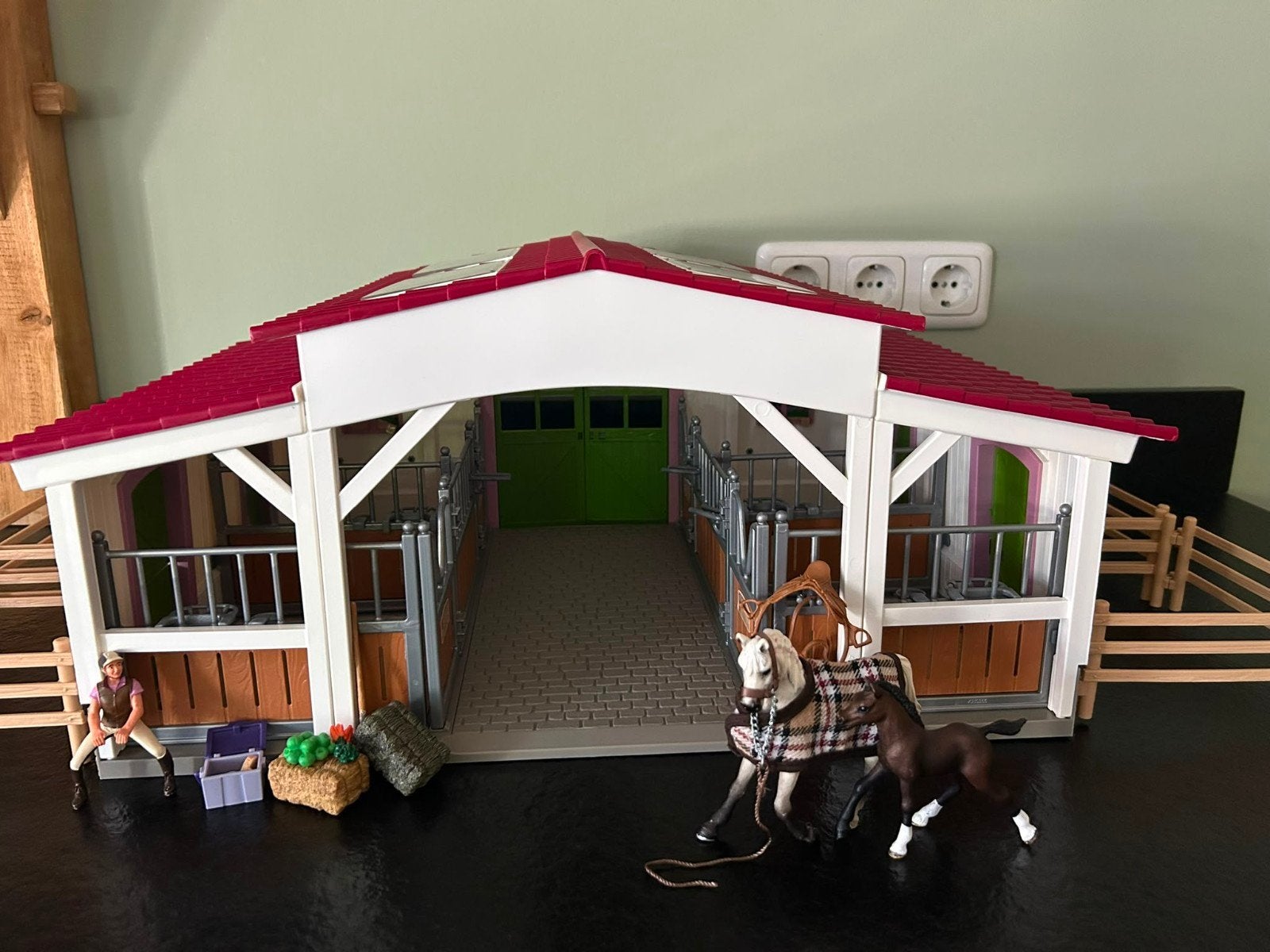 Schleich #42344 Manege met amazone en paarden, Verzamelen, Ophalen, Zo goed als nieuw