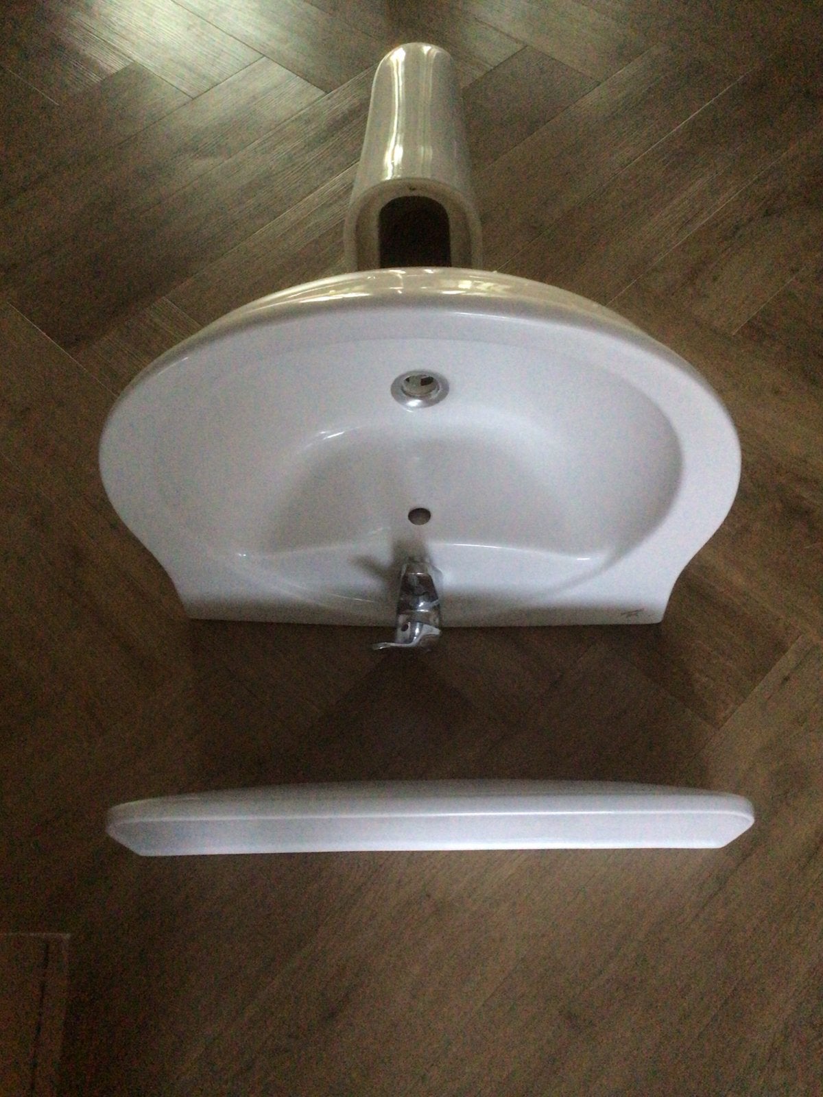Wastafel Ideal Standard met kraan, Ophalen, Zo goed als nieuw, Wastafel