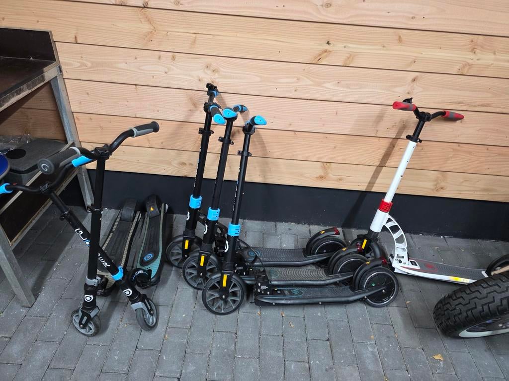 Steps/elektrische steps/ partij moet deze week weg, Fietsen en Brommers, Steps, Ophalen of Verzenden, Elektrische step (E-scooter)