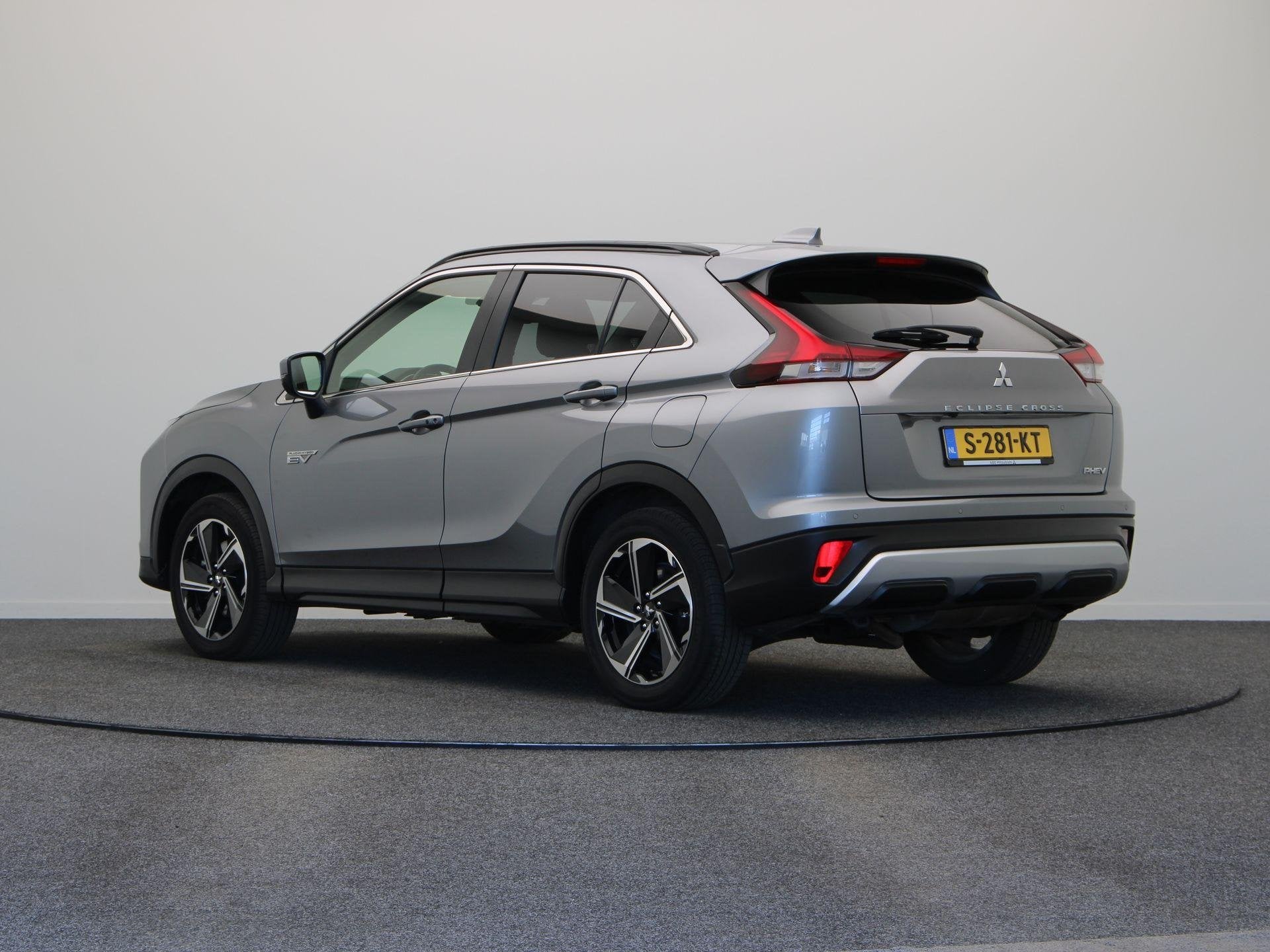 Mitsubishi Eclipse Cross 2.4 PHEV Intense 1e Eigenaar | Stoe, Auto's, Mitsubishi, Automaat, 188 pk, Euro 6, 4 cilinders