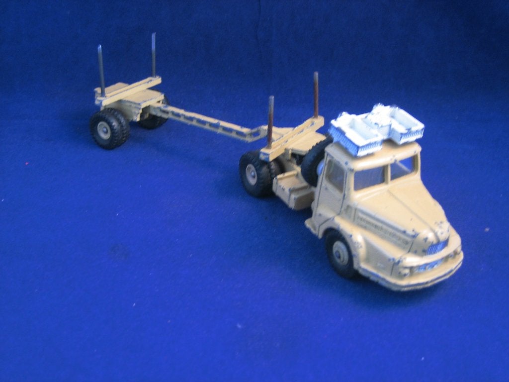 Dinky Toys  Unic Saharien Pipe Truck/IZGS!!, Verzenden, Zo goed als nieuw, Bus of Vrachtwagen, Dinky Toys