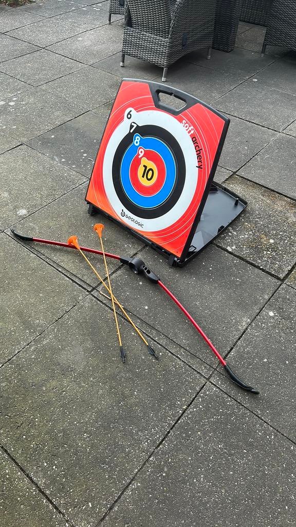 Pijl en hoog met bord, Ophalen, Zo goed als nieuw