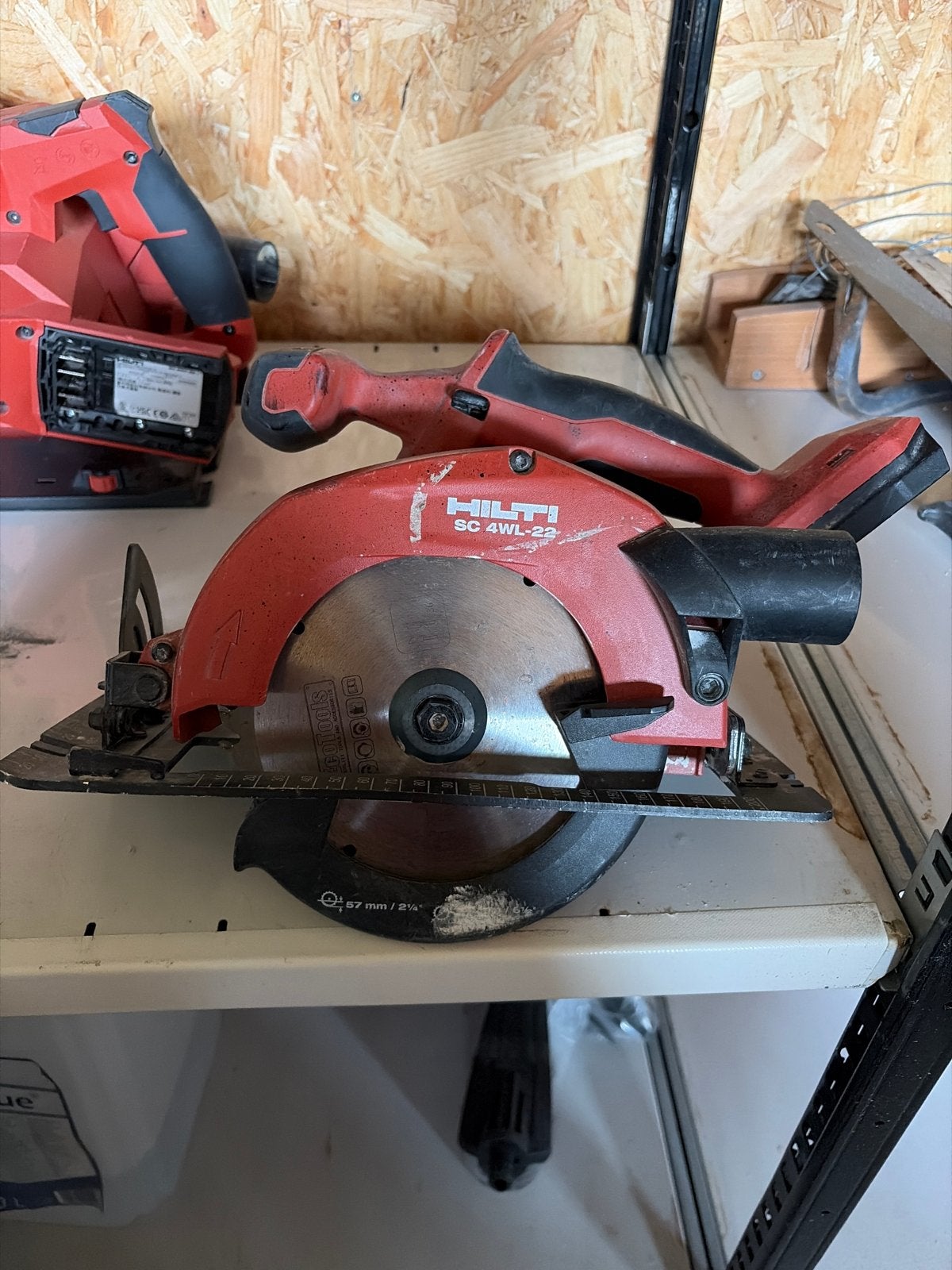 Hilti SC 4WL-22 Accu Cirkelzaag - nuron, Gebruikt, Cirkelzaag, 600 tot 1200 watt, Ophalen of Verzenden