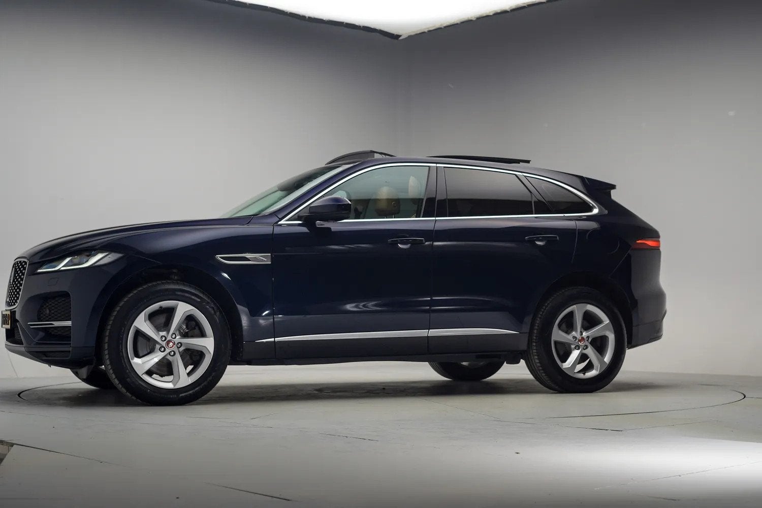 Jaguar F-Pace 2.0 P400e PHEV AWD S [ Panorama Leder Apple/An, Auto's, Automaat, Dealer onderhouden, Gebruikt, 4 cilinders