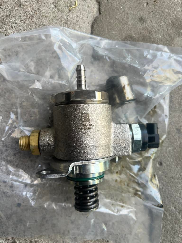 VW Audi Seat Skoda 2.0 TSI High Pressure Fuel Pump Pierburg, Ophalen of Verzenden, Nieuw