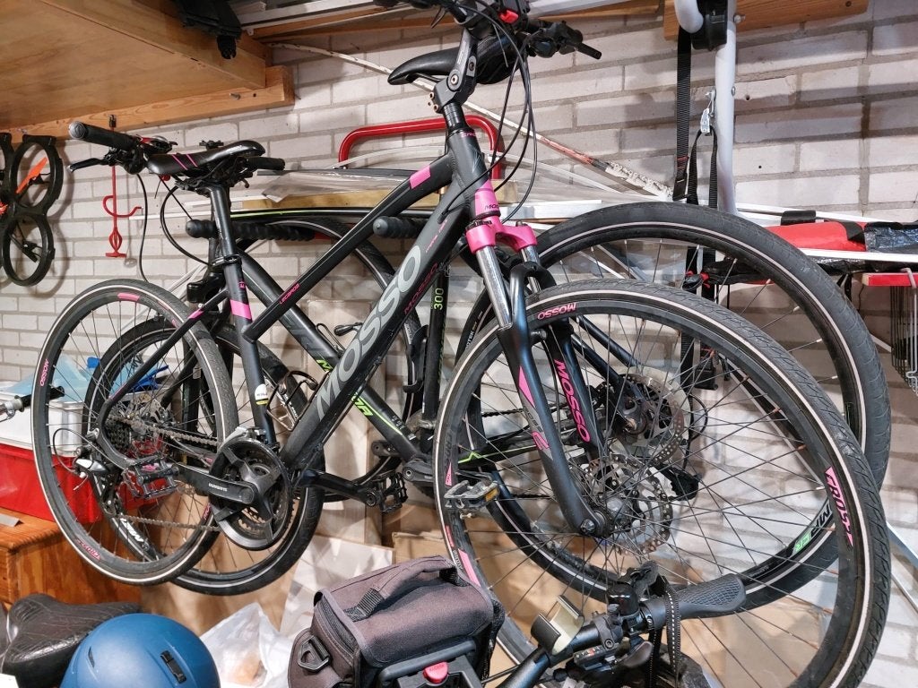 3 Fietsen, Mosso dames, Merida heren, Kaptein heren, 28 inch, Vering, 10 tot 15 versnellingen, Zo goed als nieuw