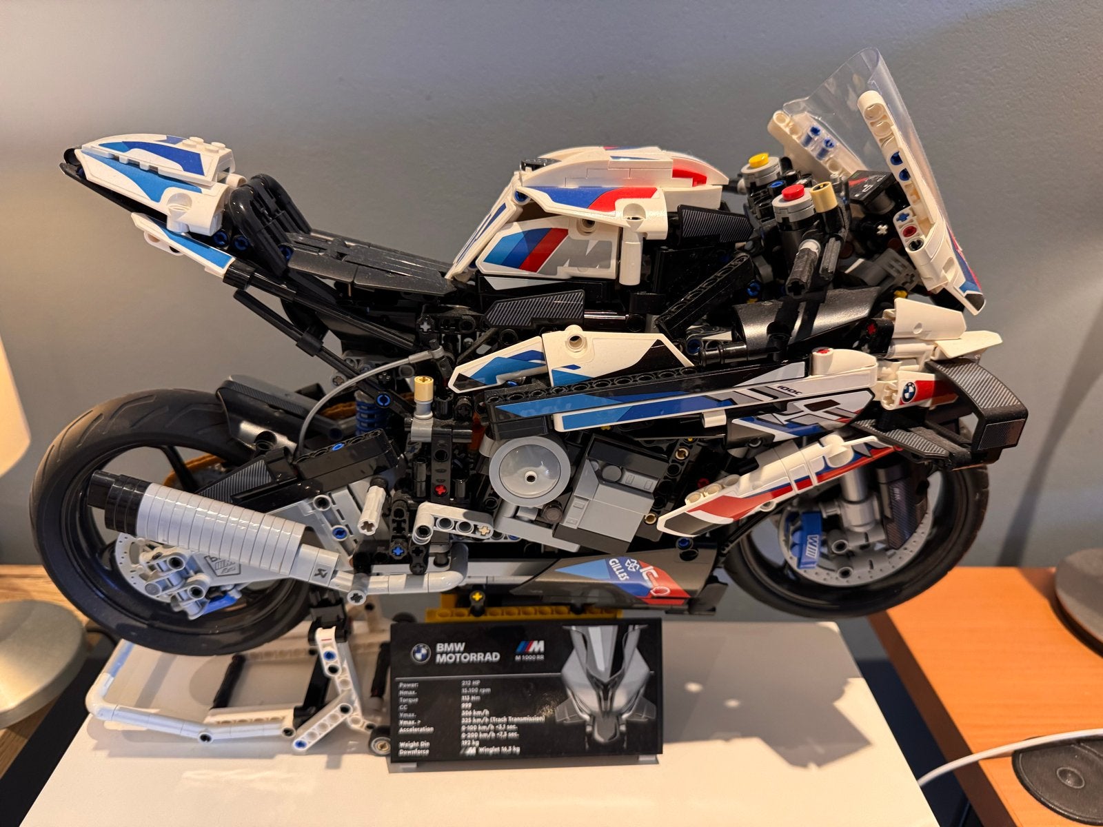 Lego Technic BMW M 1000 RR - Zo goed als nieuw, Ophalen of Verzenden, Zo goed als nieuw, Overige merken
