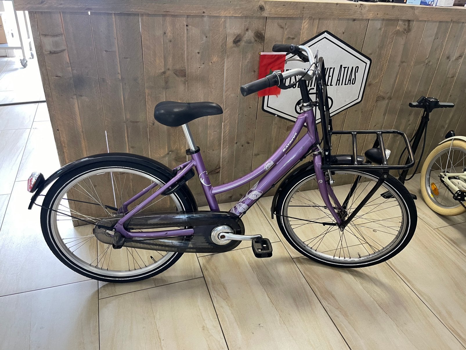 Batavus diva meisjesfiets 24 inch 3 versnellingen, Fietsen en Brommers, Fietsen | Meisjes, Ophalen, Zo goed als nieuw, 24 inch