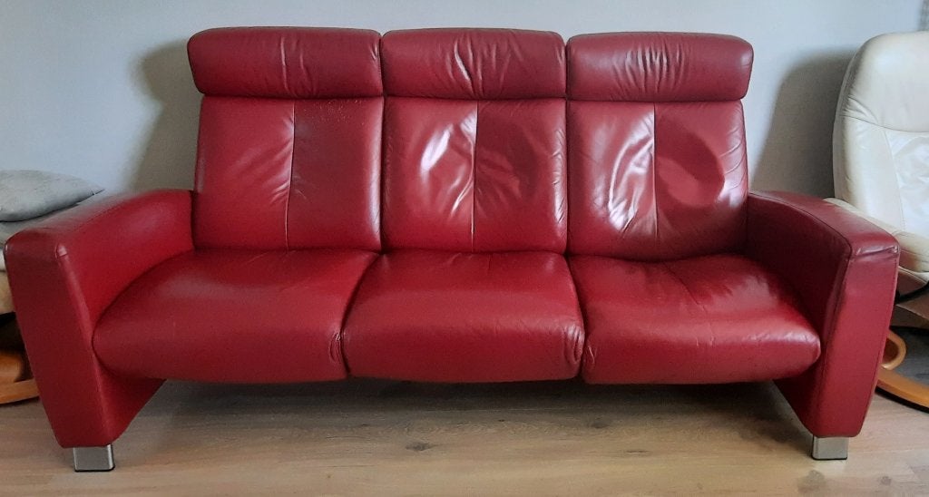 Rode leren driezitsbank met gebruikssporen (GRATIS), Huis en Inrichting, Ophalen, Gebruikt, 150 tot 200 cm, Driepersoons
