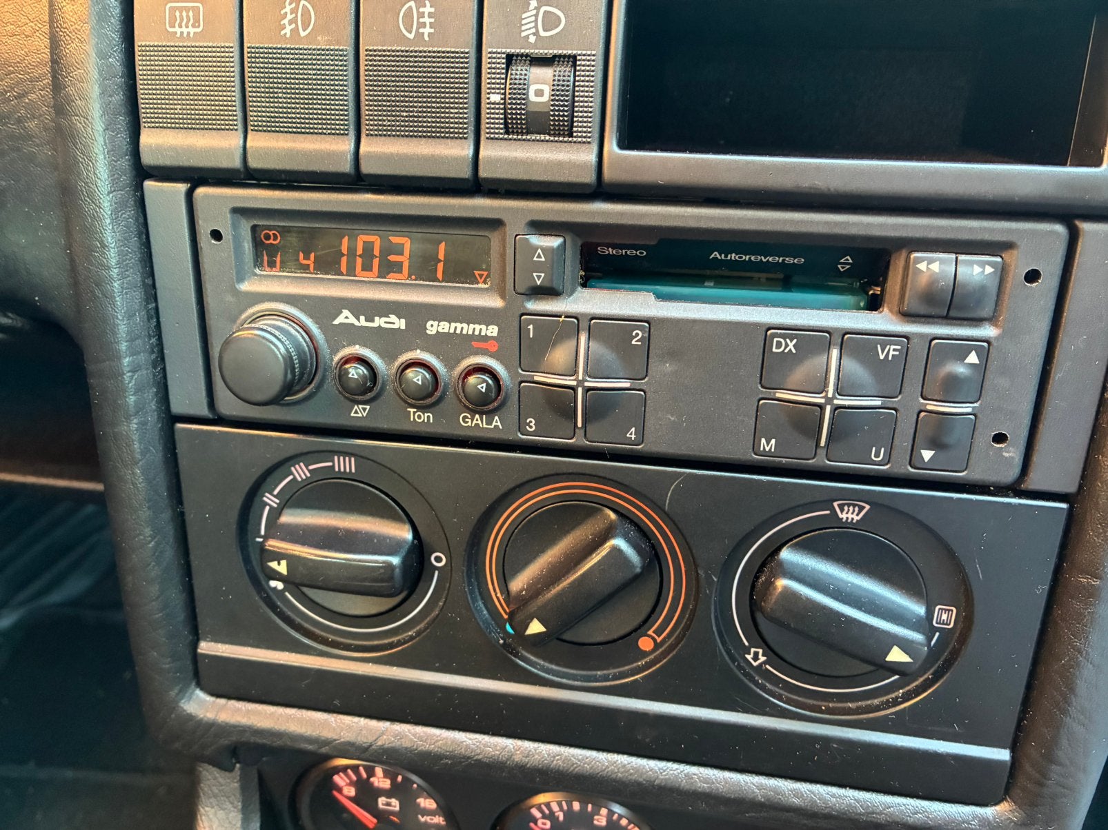 Audi Gamma 3 radio met code, Ophalen of Verzenden, Gebruikt