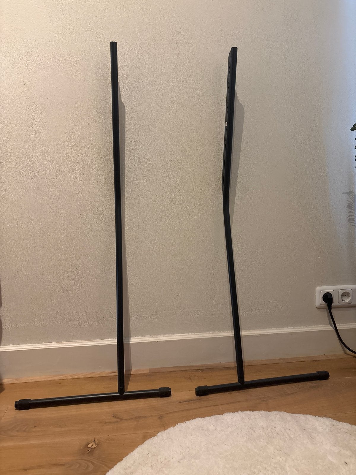 Pedestal TV Standaard model Viva - Zwart, Ophalen of Verzenden, Zo goed als nieuw