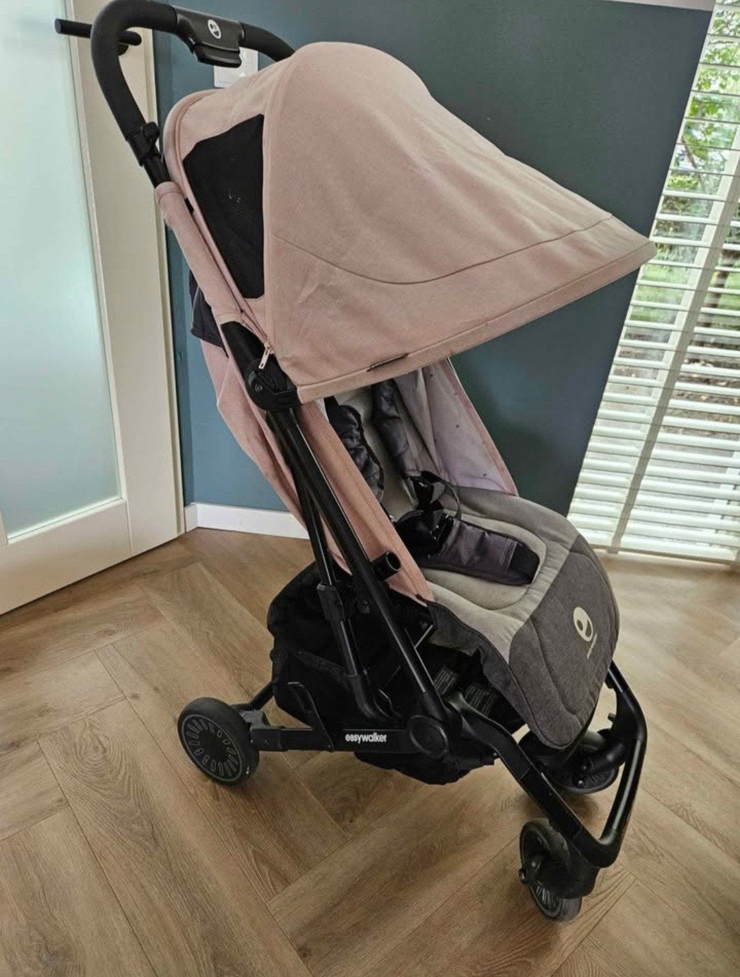Easywalker buggy met regenhoes, Kinderen en Baby's, Buggy's, Ophalen, Zo goed als nieuw, Overige merken, Regenhoes