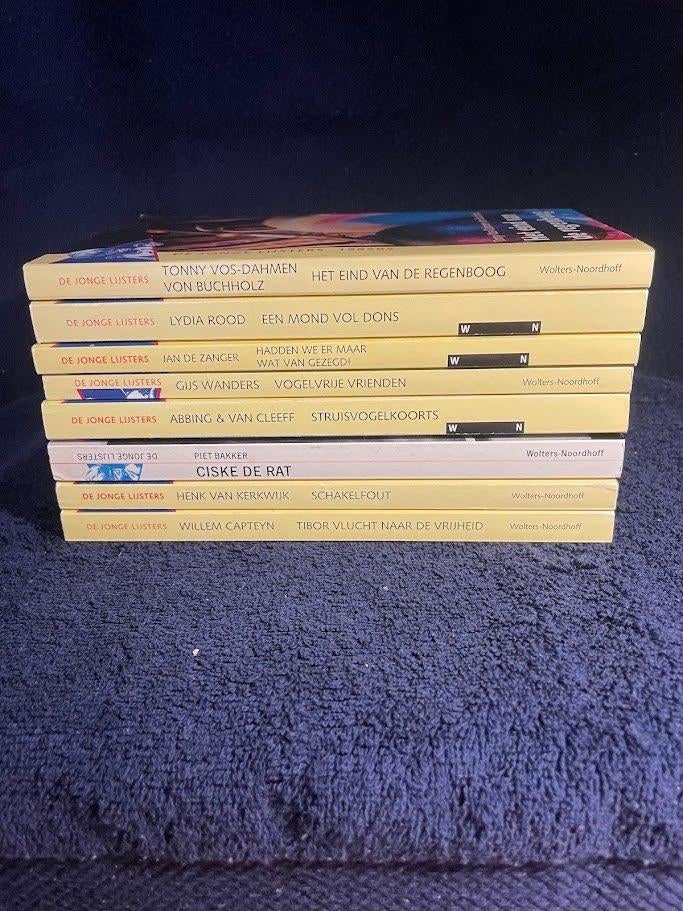 8 Jeugdboeken Jonge Lijsters. Leeftijd: 13 – 16 jaar., Ophalen of Verzenden, Gelezen, Diverse auteurs, Fictie