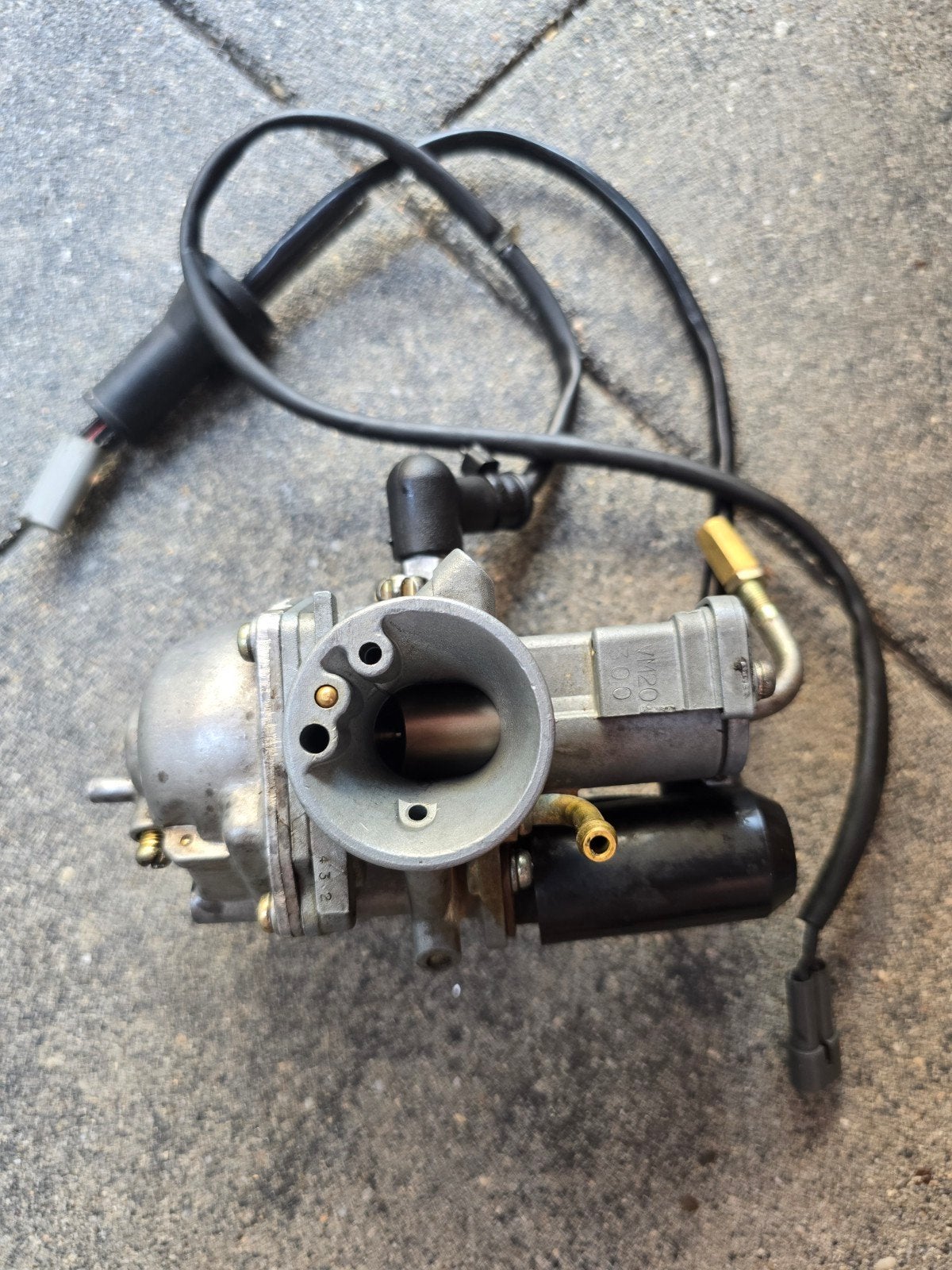 originele Mikuni Corp VM20, Ophalen, Carburateur