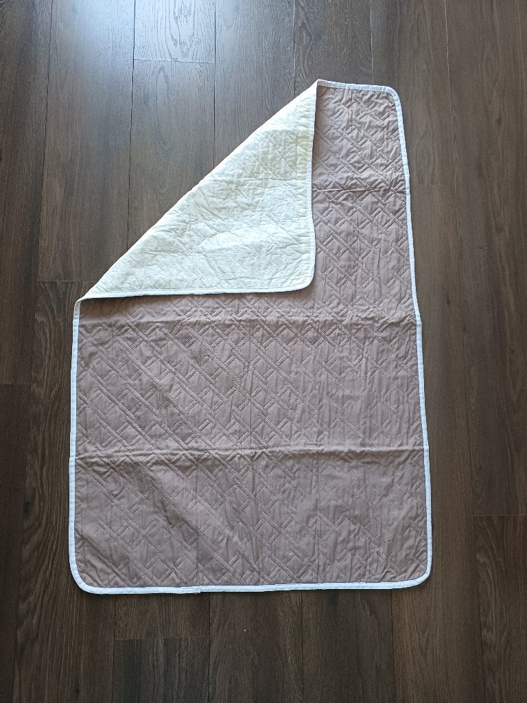 Matras onderlegger, Bruin, Jongetje of Meisje, Matrasbeschermer, Peuterbed