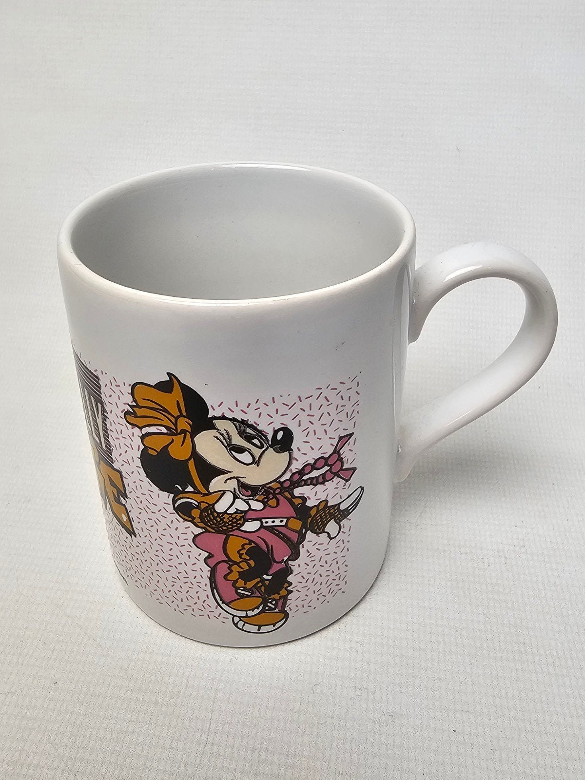 # Vintage Retro 1987 Disney Minnie Mouse Totally Minnie Mok, Ophalen of Verzenden, Mickey Mouse, Gebruikt, Servies