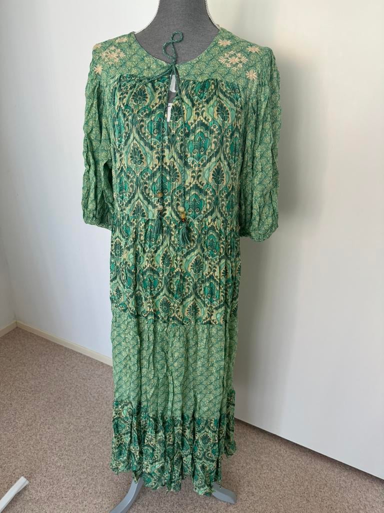 Maxi jurk zara, Maat 42/44 (L), Ophalen of Verzenden, Zo goed als nieuw, Onder de knie