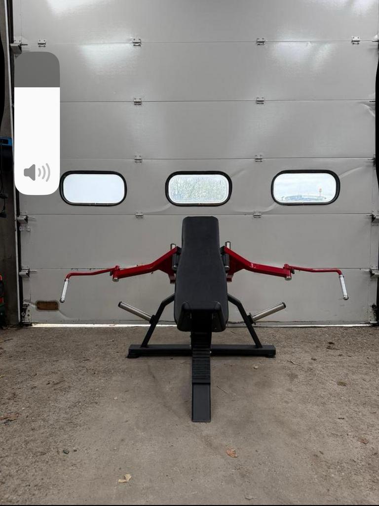 Plate loaded incline fly machine / fly / butterfly, Ophalen, Benen, Gebruikt, -