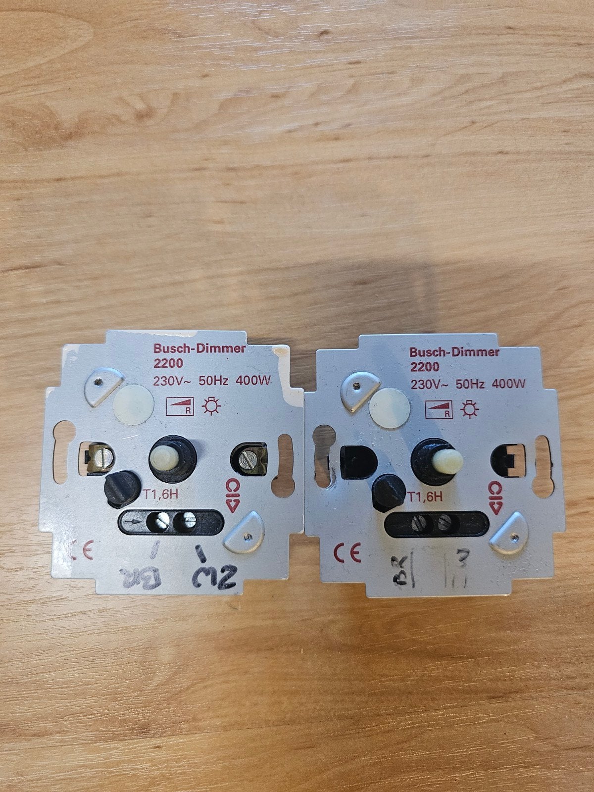 Busch-Dimmer 2200 230V~ 50Hz 400W, Doe-het-zelf en Verbouw, Ophalen of Verzenden, Gebruikt, Busch-Jaeger, Dimmer