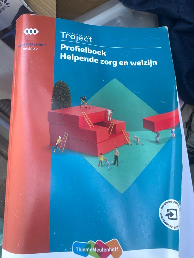 Tracé Profielboek Helpende zorg en welzijn MBO Niveau 2, Boeken, Studieboeken en Cursussen, Zo goed als nieuw, MBO, Gamma, Ophalen of Verzenden