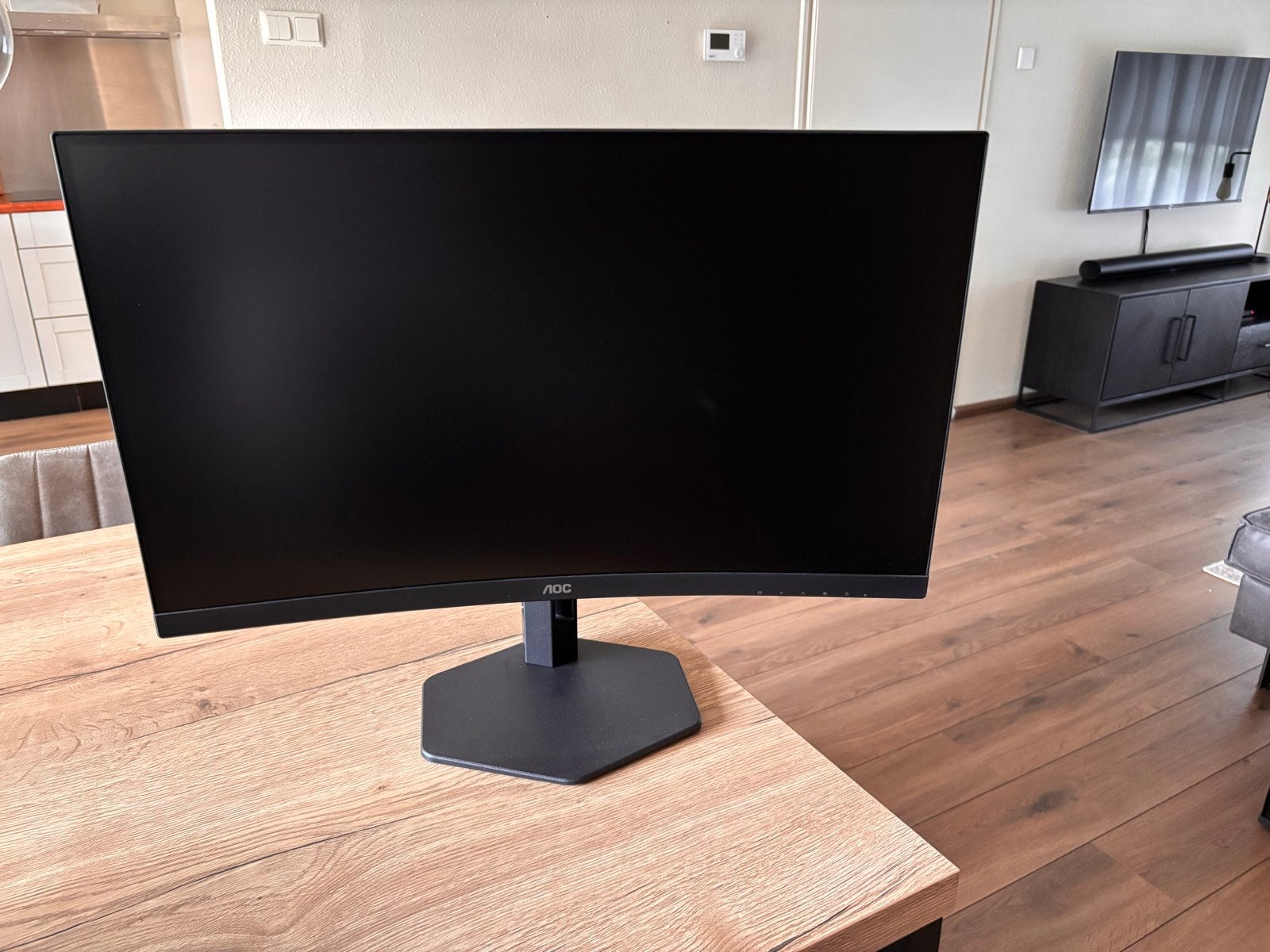 AOC CQ27G4X Curved Gaming Monitor - Hoogte Verstelbaar, HDMI, In hoogte verstelbaar, VA, Zo goed als nieuw