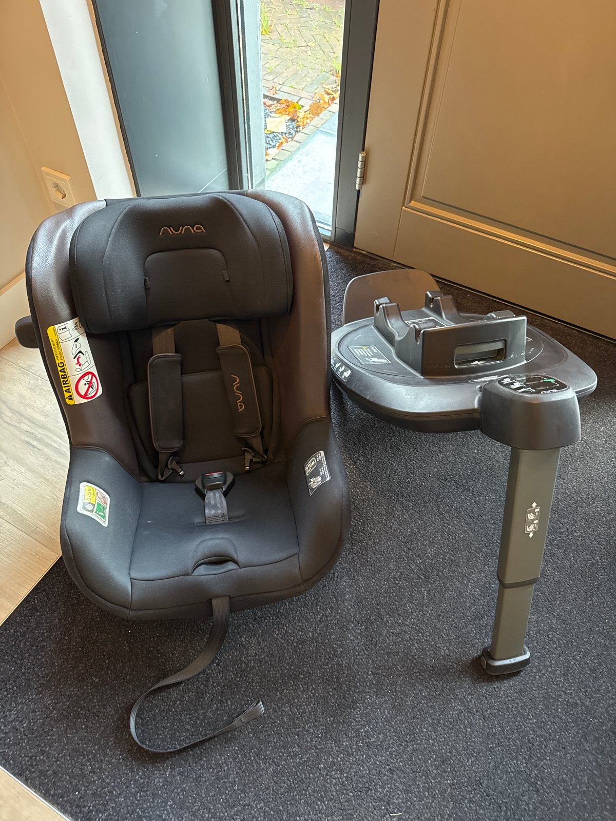 Nuna Todl Next autostoel + Base Next, Kinderen en Baby's, Verstelbare rugleuning, 0 t/m 18 kg, Zo goed als nieuw, Isofix