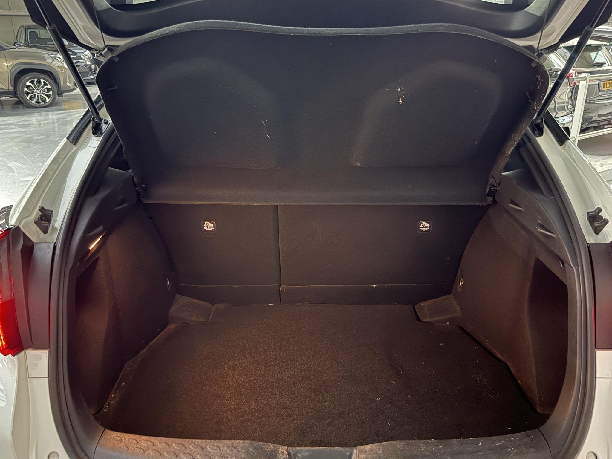 Toyota C-HR 1.2 Dynamic + 18" Lichtmetalen velgen, keurige N, Voorwielaandrijving, Stof, Gebruikt, 116 pk