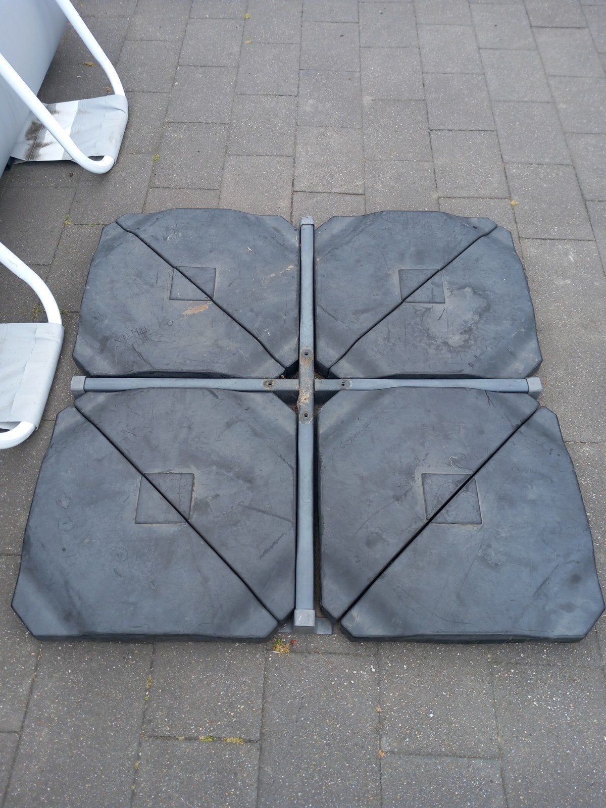 Parasoltegels voor zweefparasol gratis af te halen, Tuin en Terras, Parasols, Ophalen, Gebruikt