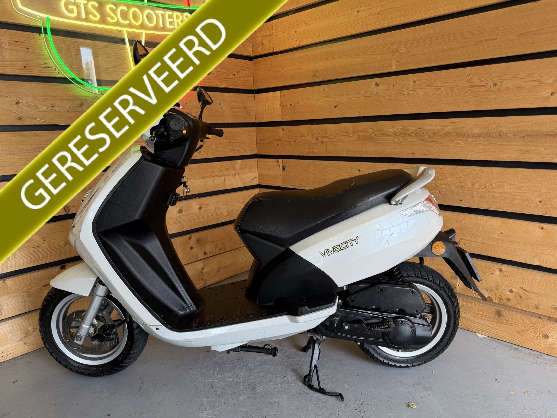 Peugeot Bromscooter Viva City 2 Takt (bj 2012), Fietsen en Brommers, Brommers | Peugeot, Bruin Scooterservice, Gebruikt, Overige modellen