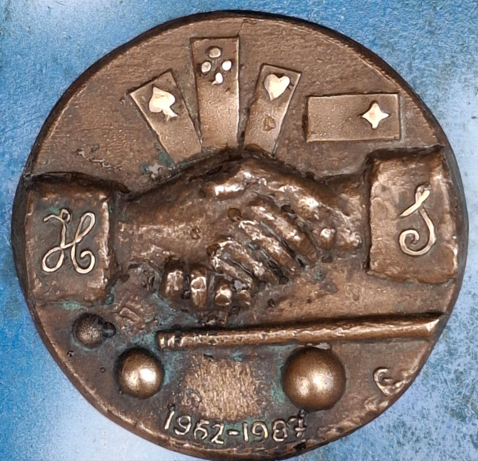 Bronzen plaquette. Jubileum. Sign. 'G'. 11 cm., Ophalen