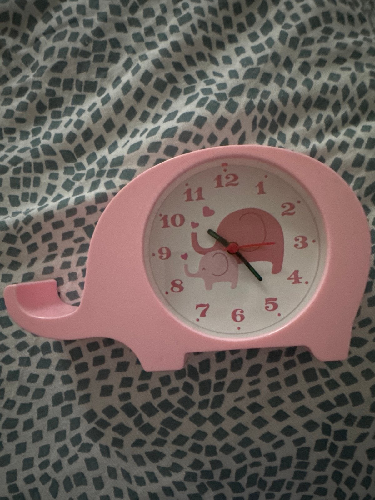 Roze olifant wekker/tafelklok voor kinderkamer, Ophalen of Verzenden, Gebruikt, Analoog, Wekker of Tafelklok