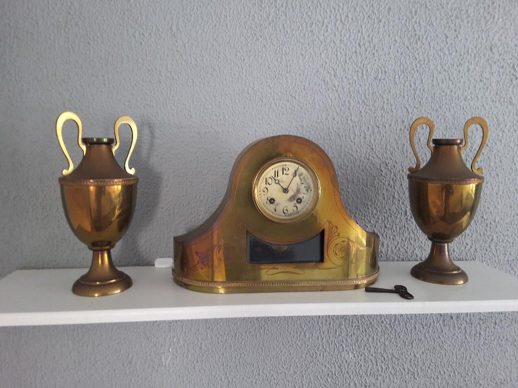 Koperen Pendule, Ophalen