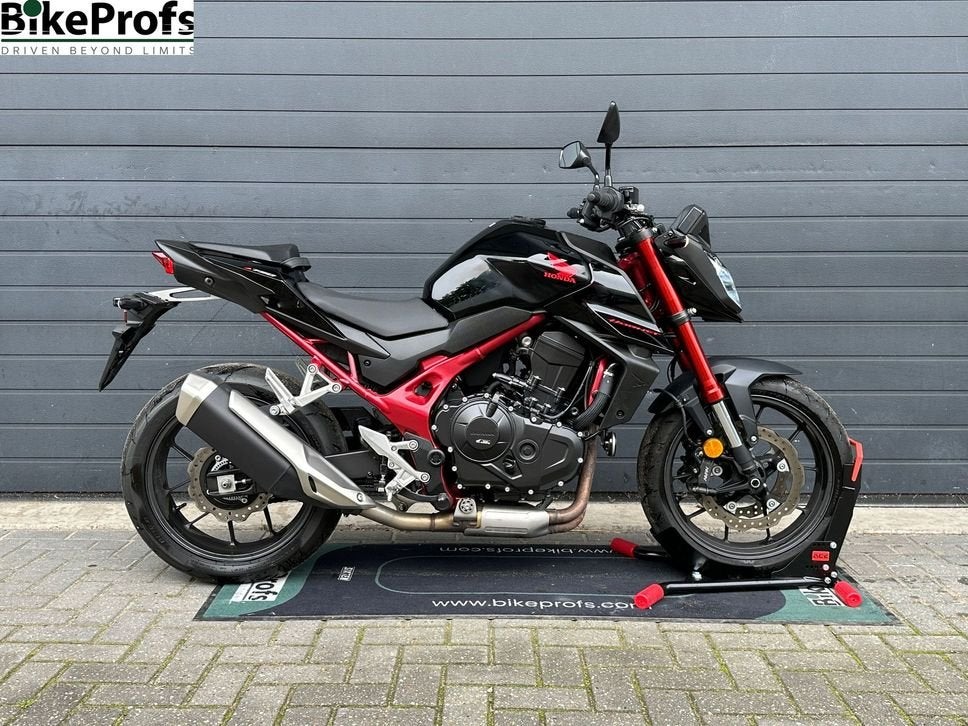 HONDA CB 750 HORNET (bj 2024), ABS, 2 cilinders, HONDA, Bedrijf