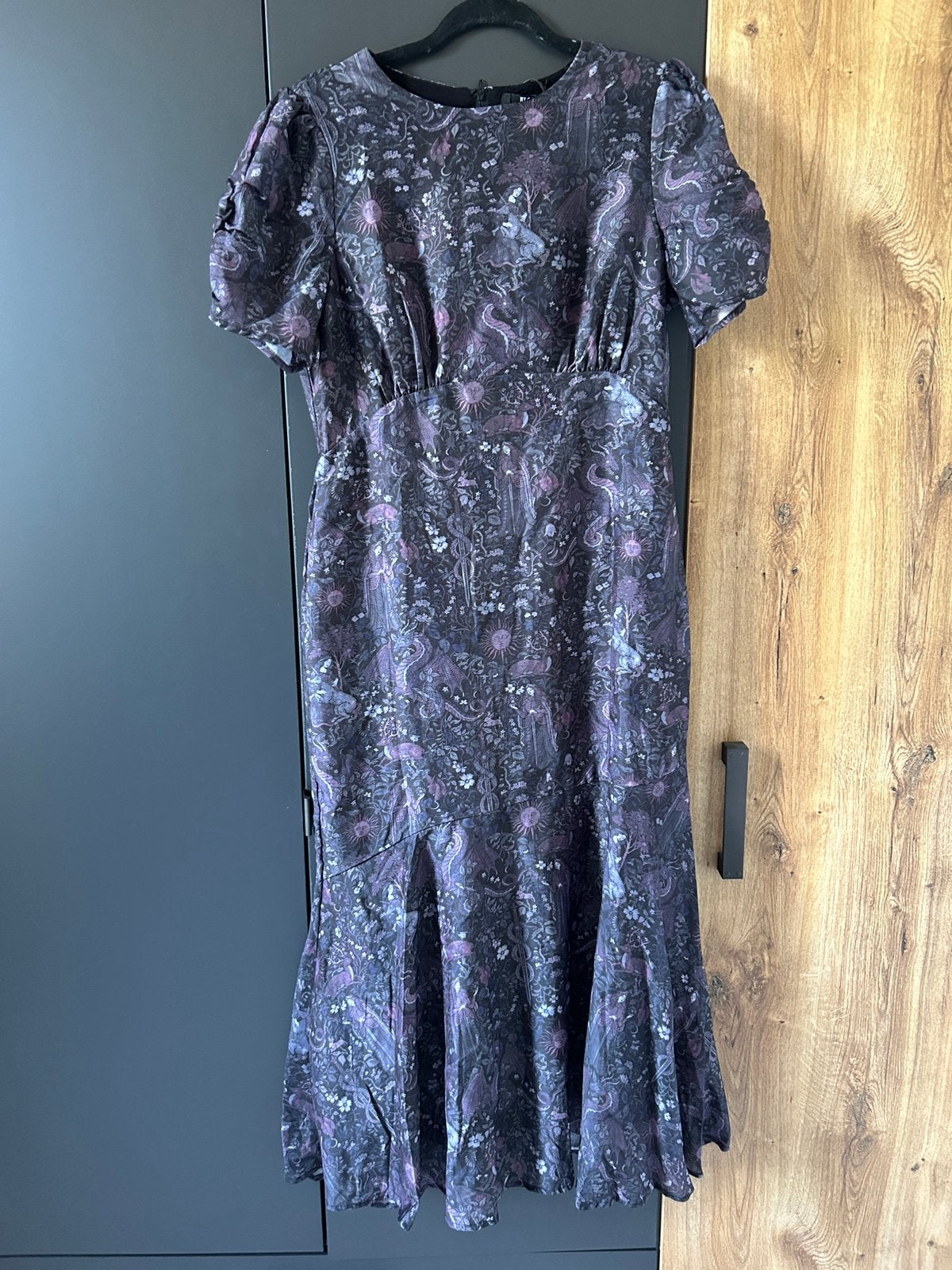 Disturbia jurk, Kleding | Dames, Ophalen of Verzenden, Nieuw, Onder de knie