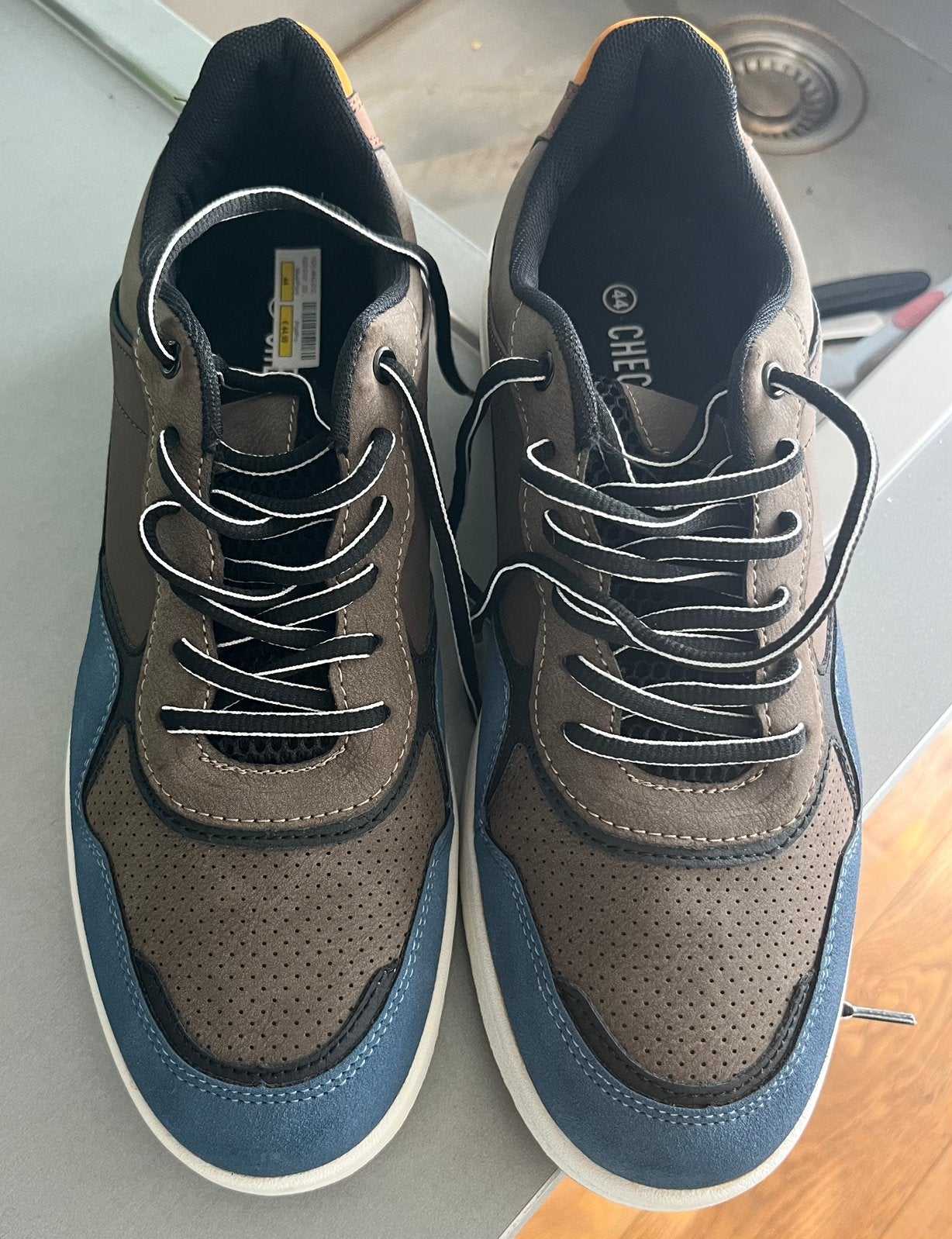 Heren Schoenen Maat 44 Checker SPLINTERNIEUW, Kleding | Heren, Ophalen of Verzenden, Nieuw, Blauw, Sneakers of Gympen