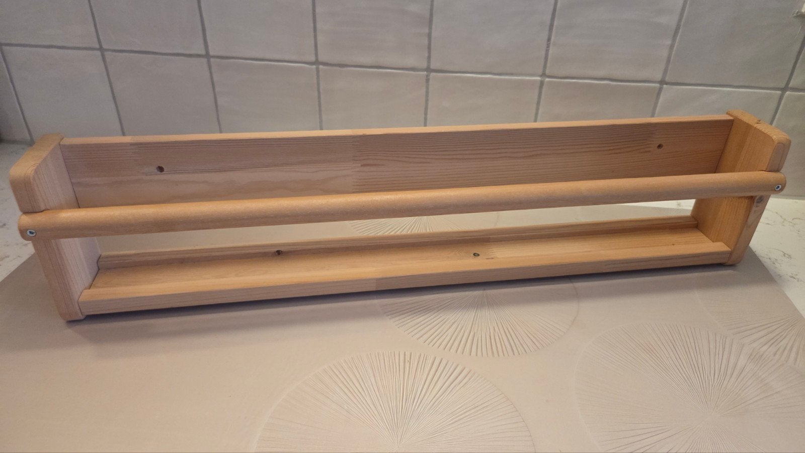 IKEA Flisat wandrek / boekenrek - Hout, Huis en Inrichting, Ophalen of Verzenden, Gebruikt