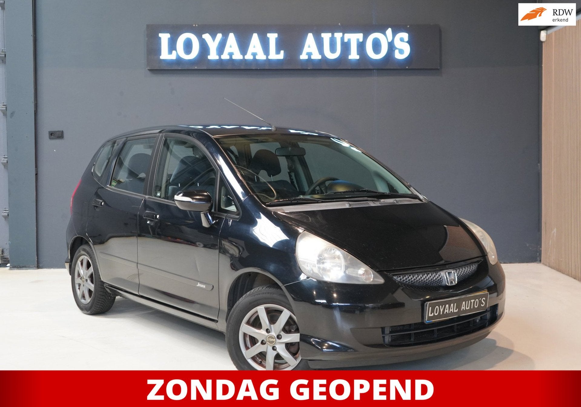 Honda Jazz 1.4 LS | AIRCO | APK | ELEK. RAMEN, Auto's, Voorwielaandrijving, 83 pk, 4 cilinders, Zwart