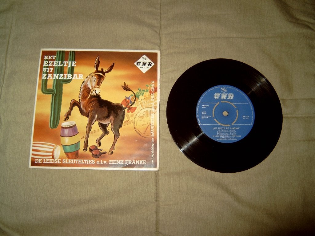 7 kindersingles met sprookjes / kinderkoren / kinderliedjes, Ophalen of Verzenden, Gebruikt, 7 inch, Overige genres