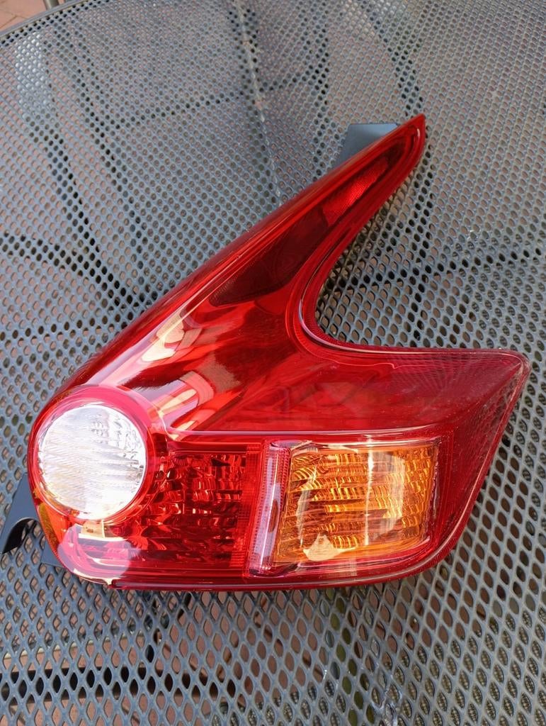 Nissan Juke Rechter Achterlicht (2010-2014), Ophalen of Verzenden, Nissan