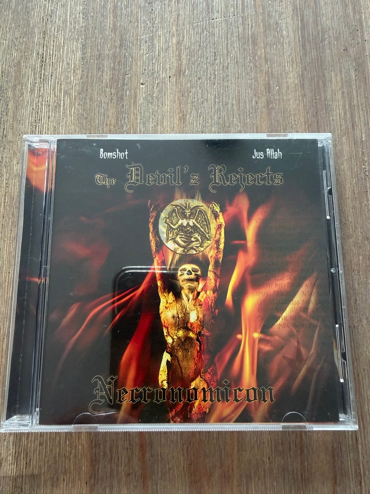 The Devil'z Rejects (Jus Allah & Bomshot) - Necronomicon, Cd's en Dvd's, Cd's | Hiphop en Rap, Ophalen of Verzenden, Zo goed als nieuw