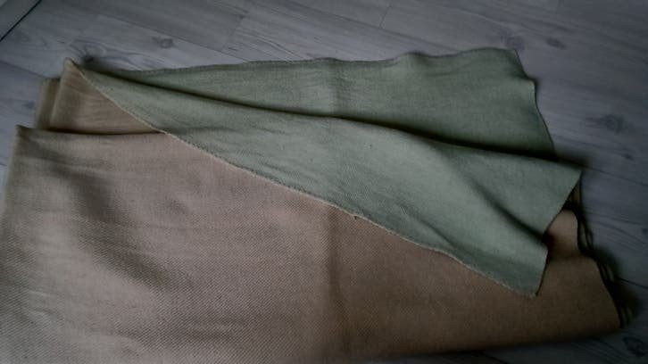 vintage wollen deken, effen groen en beige 1.80/2.10, Huis en Inrichting, Slaapkamer | Beddengoed, Ophalen of Verzenden, Gebruikt