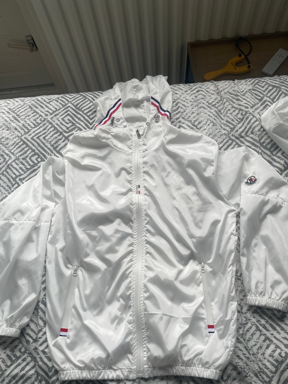 Moncler Windjack Wit - Maat xs, Kleding | Heren, Jassen | Zomer, Ophalen of Verzenden, Zo goed als nieuw, Maat 46 (S) of kleiner