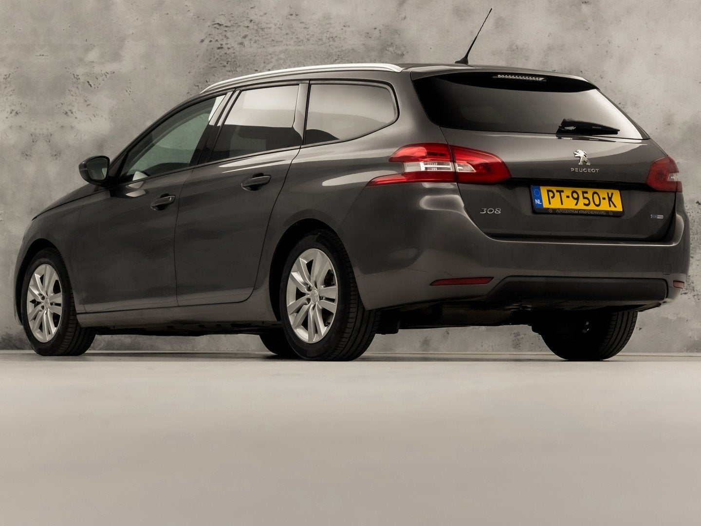 Peugeot 308 SW 1.2 PureTech Sport (PANORAMADAK, NAVIGATIE, P, Auto's, Peugeot, 12 maanden, Stof, Gebruikt, 1199 cc